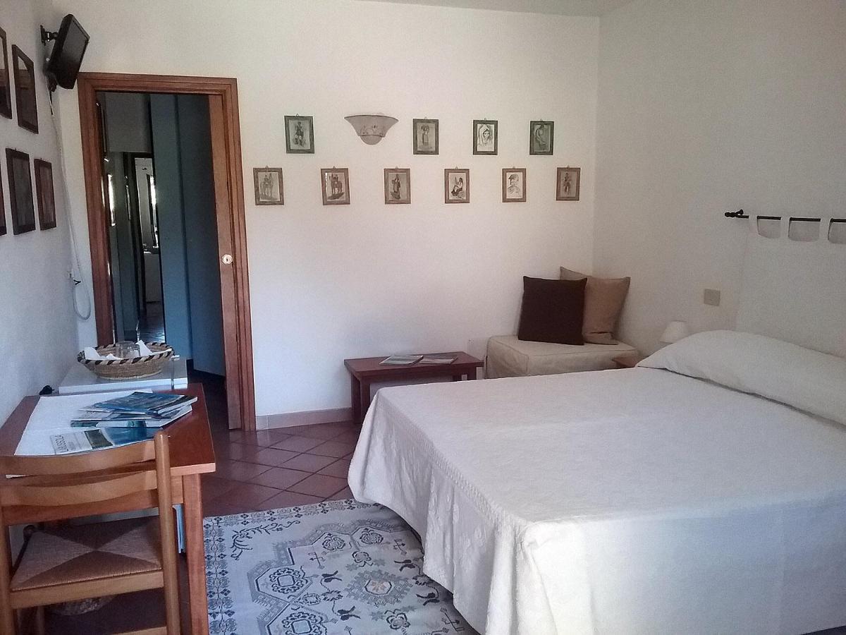 Lu Pastruccialeddu Hotel Arzachena Luaran gambar